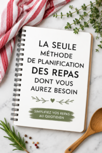 Femme préparant des repas sains en utilisant un planning de menu