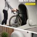 Un vélo élégamment rangé dans un petit appartement avec un support mural.